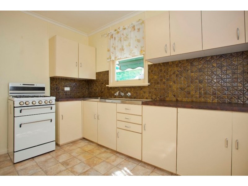 891 Captain Cook Drive, North Albury NSW 2640