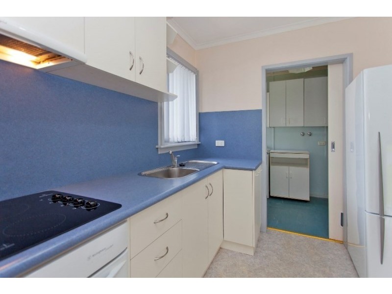 895 Captain Cook Drive, North Albury NSW 2640