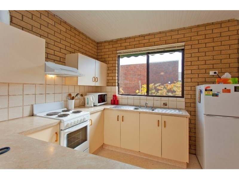 14/413 Bevan Street, Lavington NSW 2641