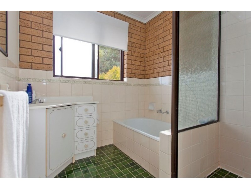 14/413 Bevan Street, Lavington NSW 2641