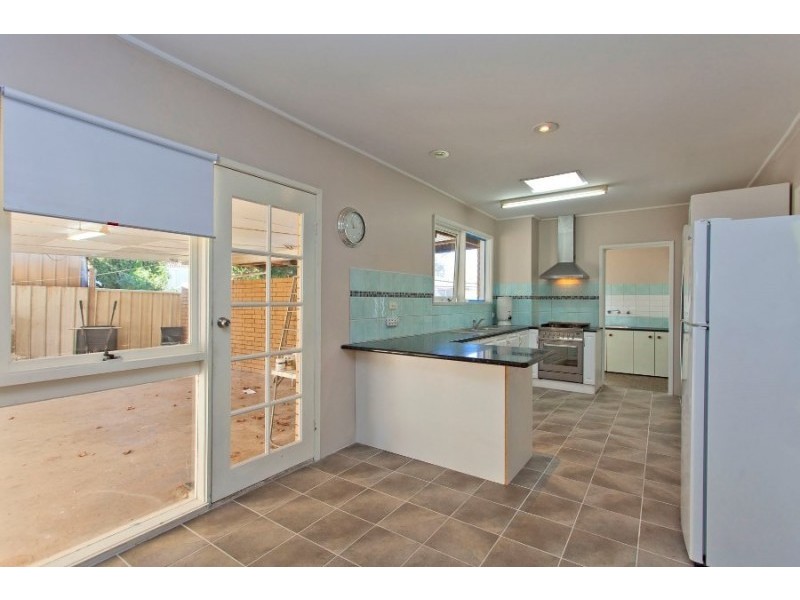 412 Dale Crescent, Lavington NSW 2641