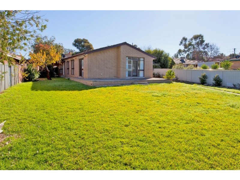 412 Dale Crescent, Lavington NSW 2641