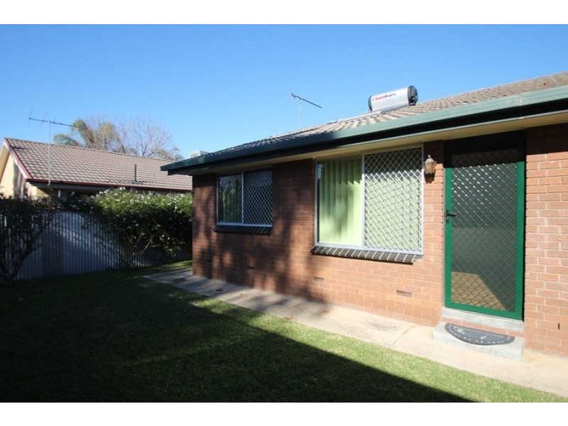 4/516 Alldis Avenue, Lavington NSW 2641