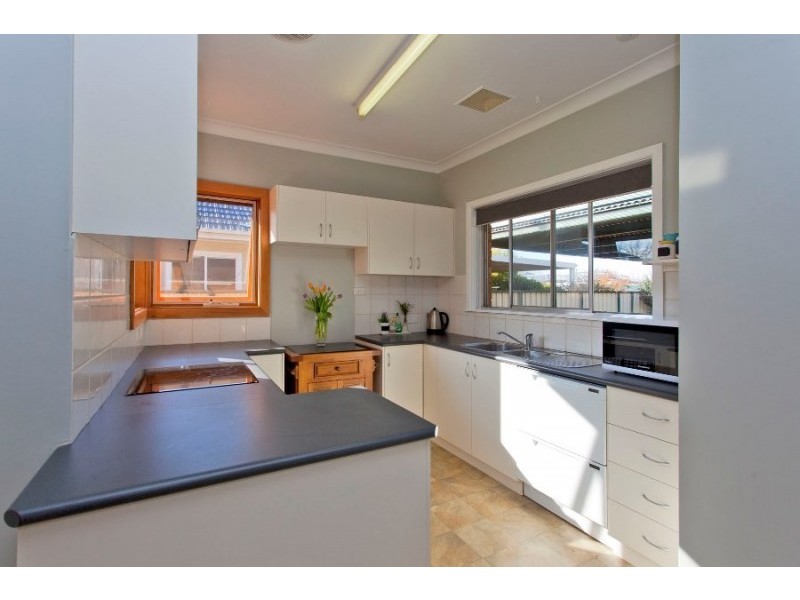 1040 Sylvania Avenue, North Albury NSW 2640