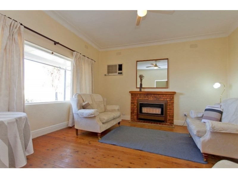 450 Reid Avenue, Lavington NSW 2641