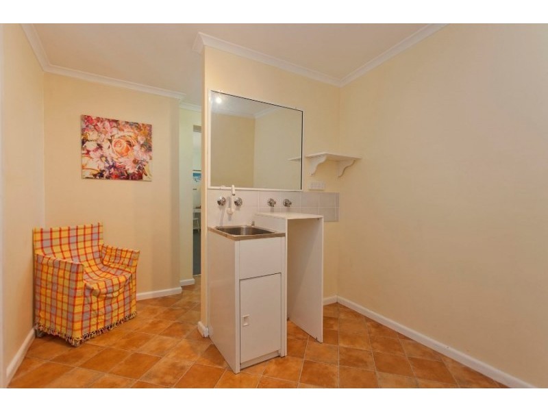 450 Reid Avenue, Lavington NSW 2641