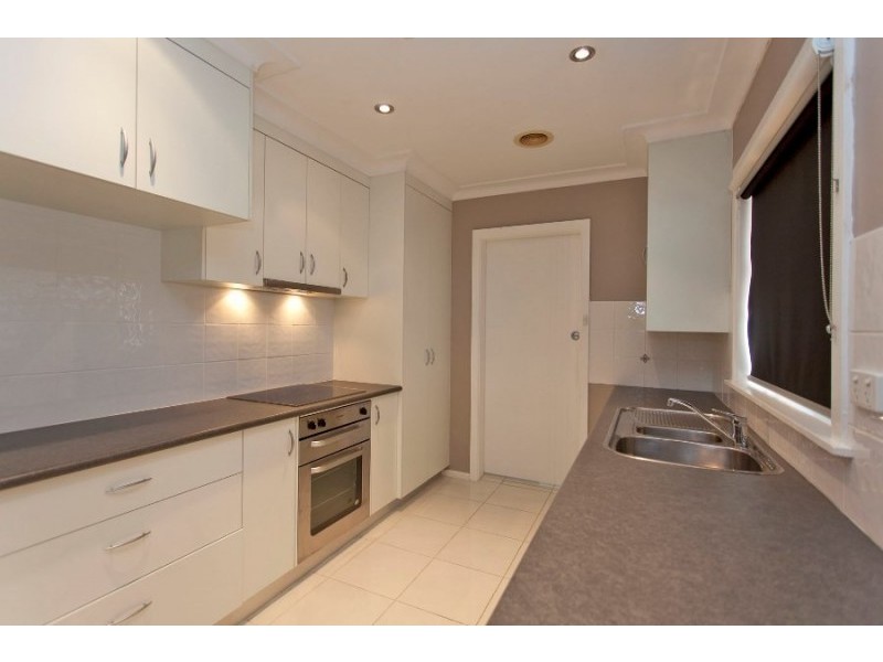 465 Danes St, Lavington NSW 2641