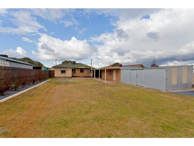 465 Danes St, Lavington NSW 2641