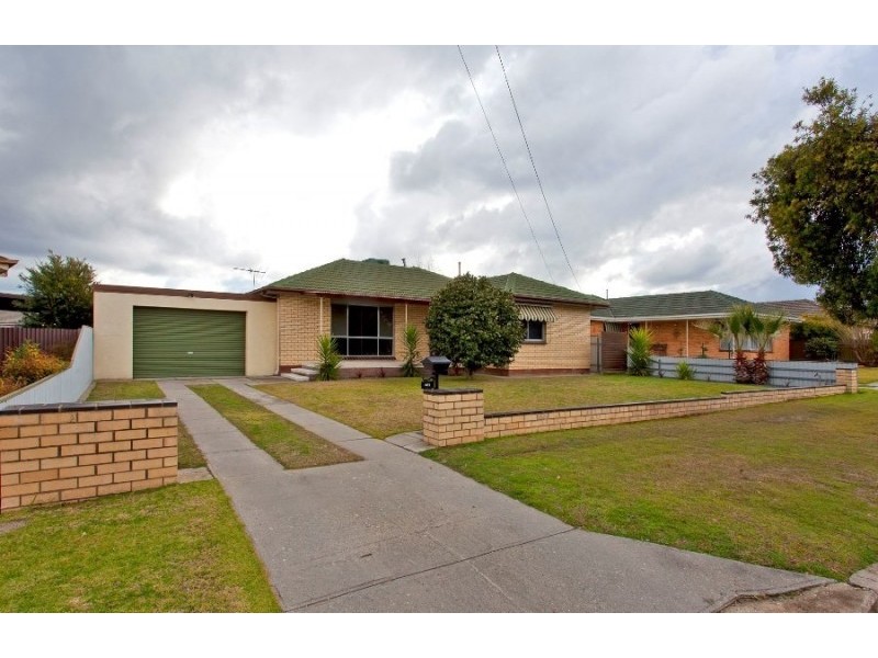 465 Danes St, Lavington NSW 2641