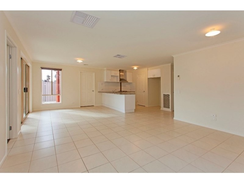 12 Sugar Gum Road, Thurgoona NSW 2640