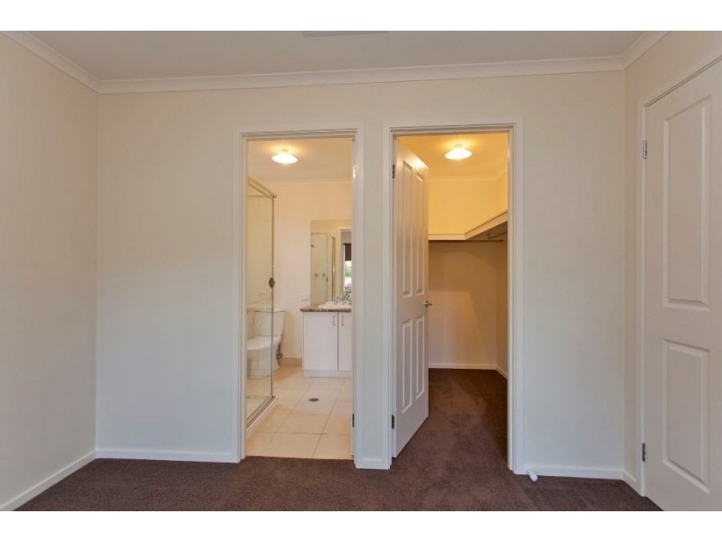 12 Sugar Gum Road, Thurgoona NSW 2640