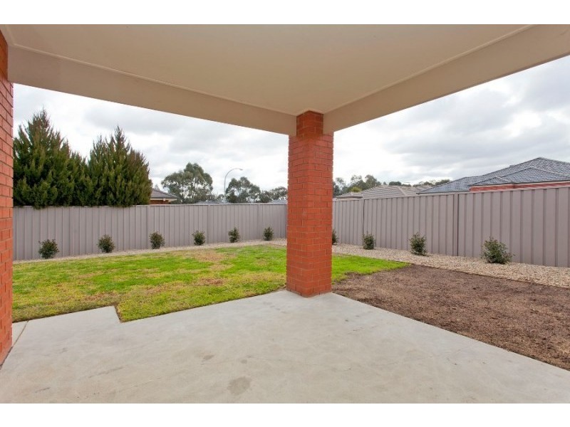 12 Sugar Gum Road, Thurgoona NSW 2640