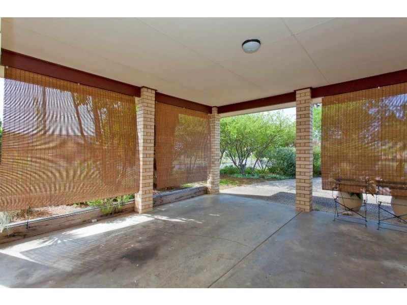 393 Ross Circuit, Lavington NSW 2641