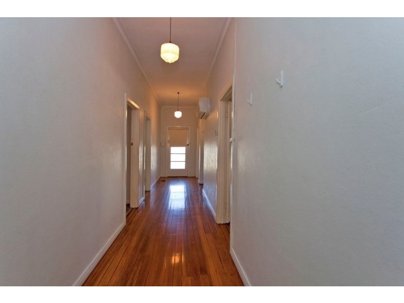 721 Jones Street, Albury NSW 2640