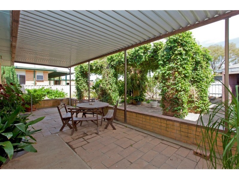 423 Kotthoff Street, Lavington NSW 2641