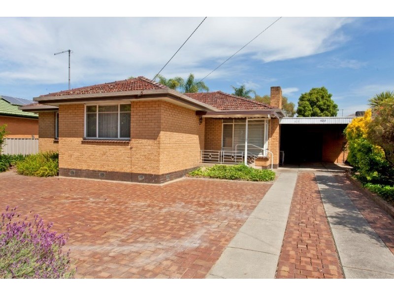 423 Kotthoff Street, Lavington NSW 2641