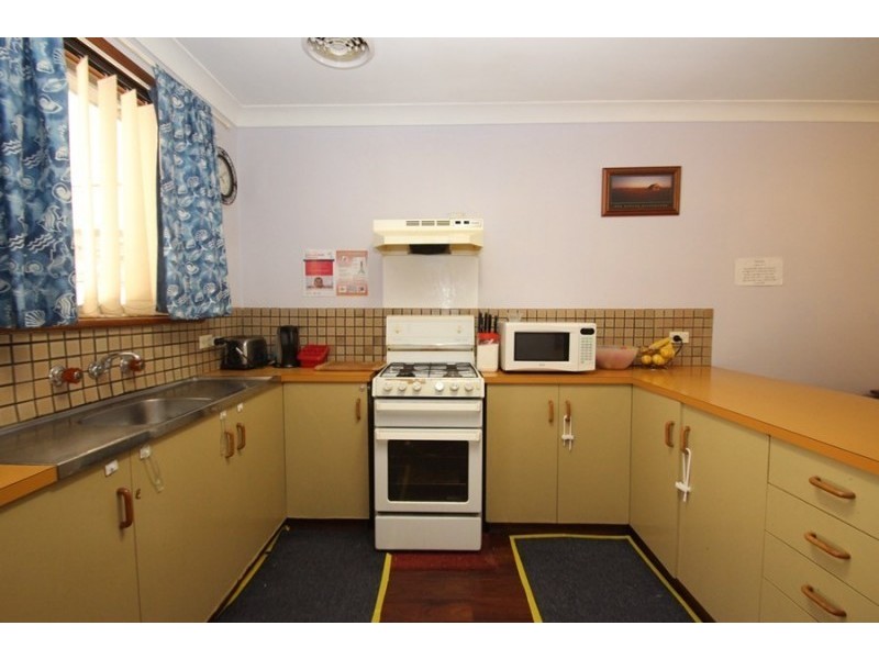 385 Dale Crescent, Lavington NSW 2641