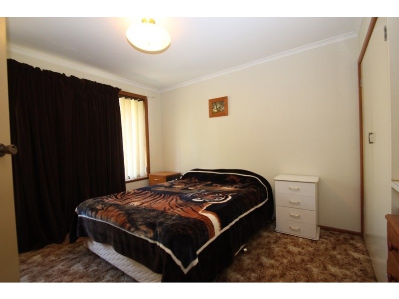 385 Dale Crescent, Lavington NSW 2641