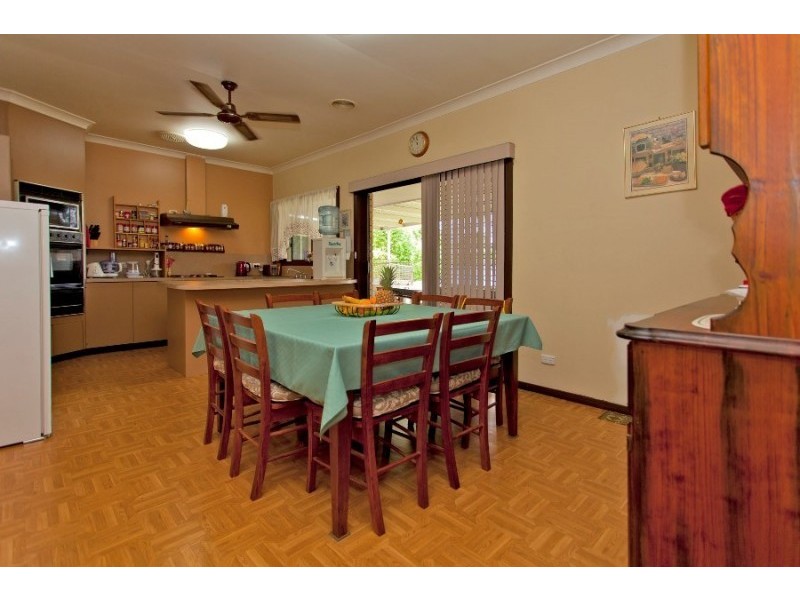 564 Greyfern Court, Lavington NSW 2641