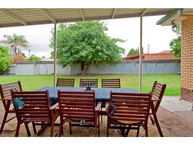 564 Greyfern Court, Lavington NSW 2641