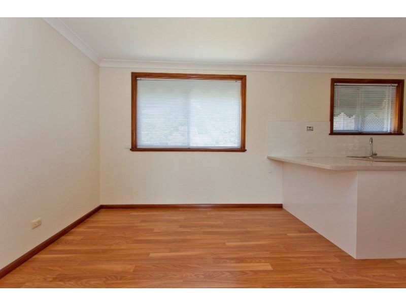 383 Gayview Crescent, Lavington NSW 2641