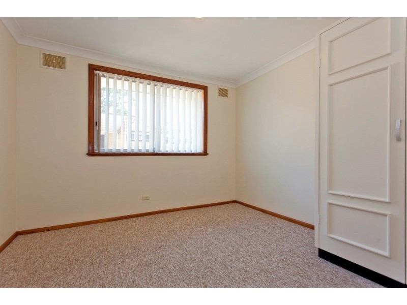 383 Gayview Crescent, Lavington NSW 2641