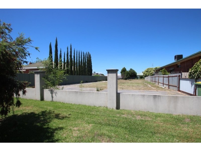 285 Kooba Street, North Albury NSW 2640