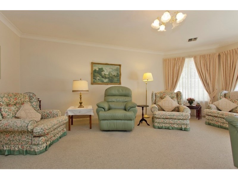 437 Tumgarra Place, Lavington NSW 2641