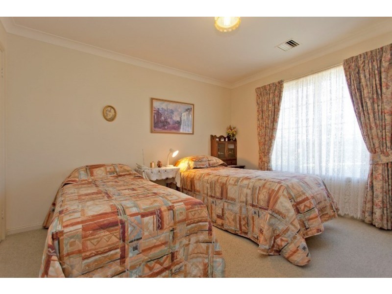 437 Tumgarra Place, Lavington NSW 2641