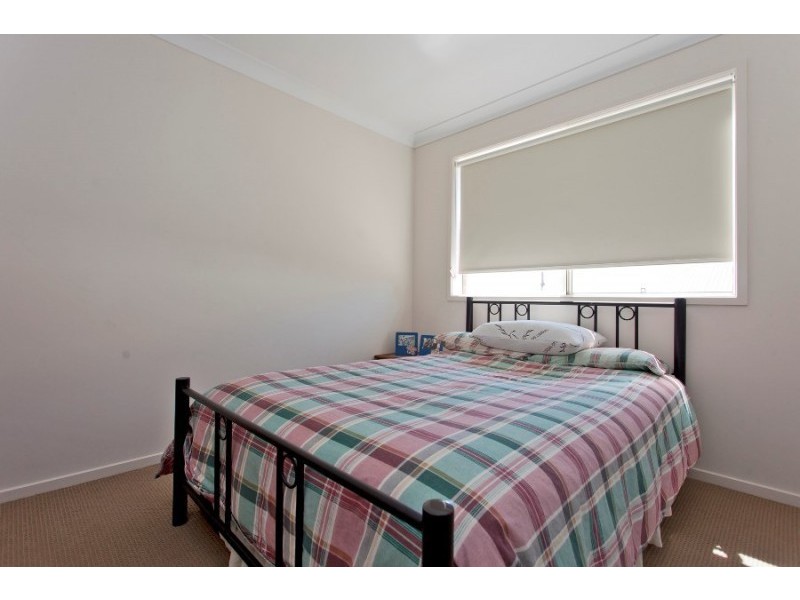 12 Nicola Place, Lavington NSW 2641