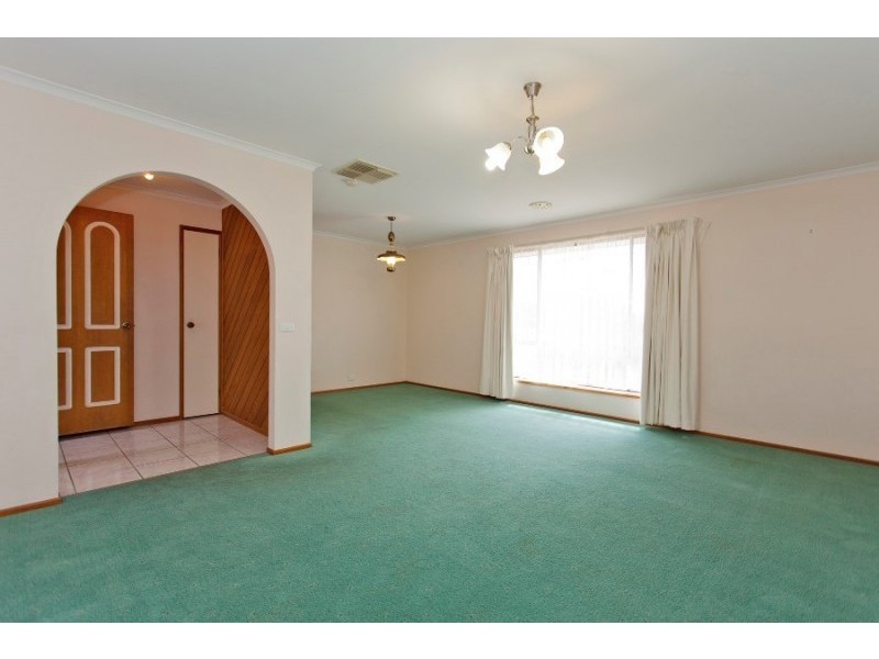 672 Nalanda Court, Glenroy NSW 2640