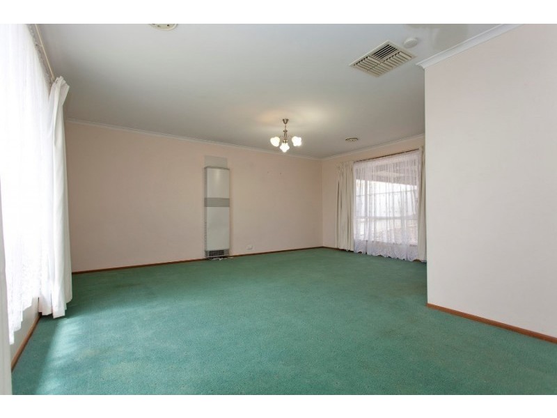 672 Nalanda Court, Glenroy NSW 2640