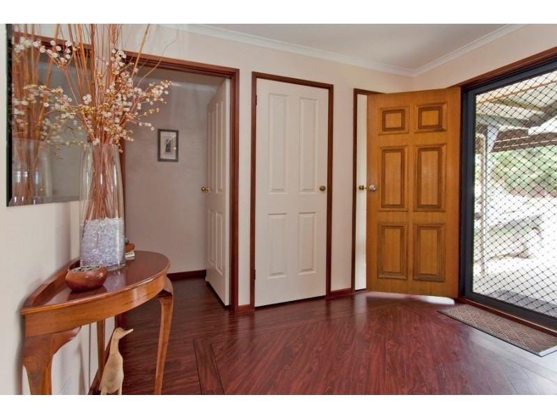 425 Kaitlers Road, Lavington NSW 2641