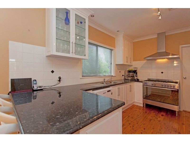 356 Shirleen Crescent, Lavington NSW 2641