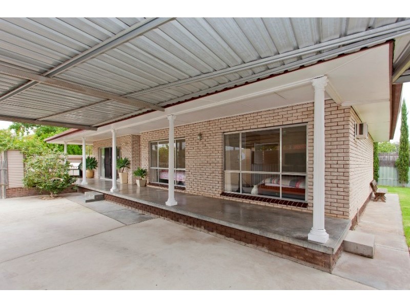 356 Shirleen Crescent, Lavington NSW 2641