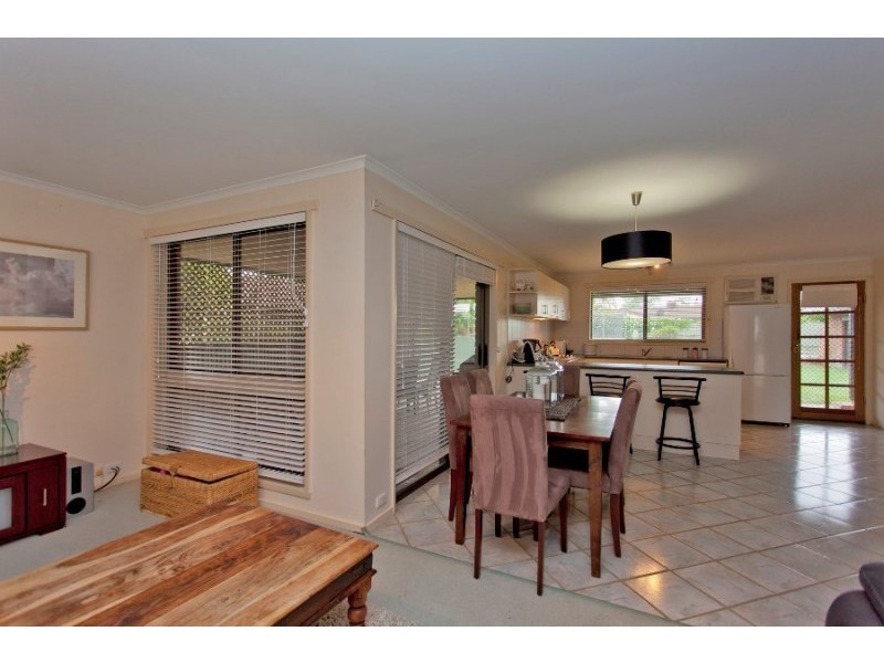 576 Mann Street, Lavington NSW 2641