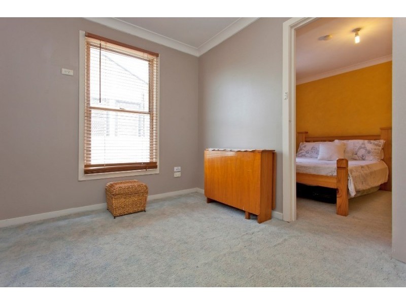 471 Griffith Road, Lavington NSW 2641