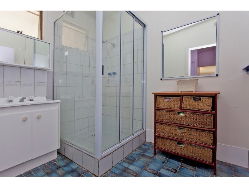 471 Griffith Road, Lavington NSW 2641