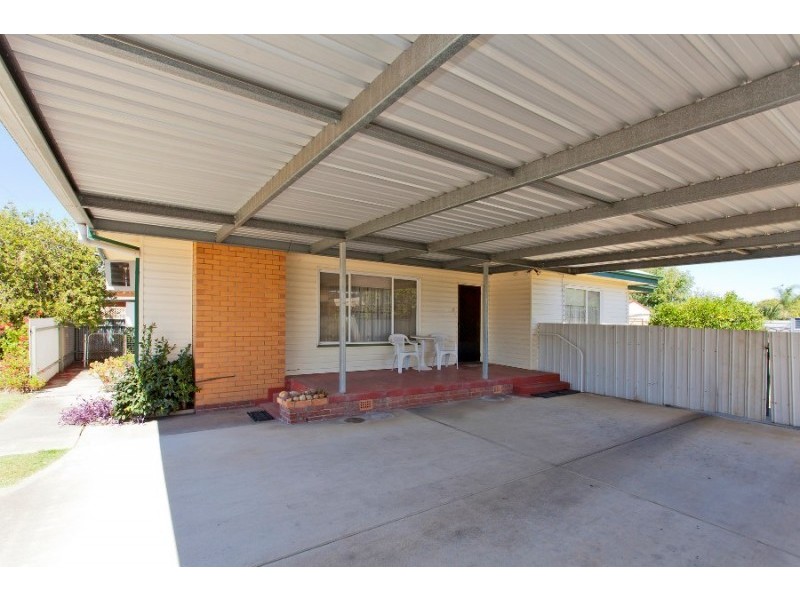 515 Kemp Street, Lavington NSW 2641