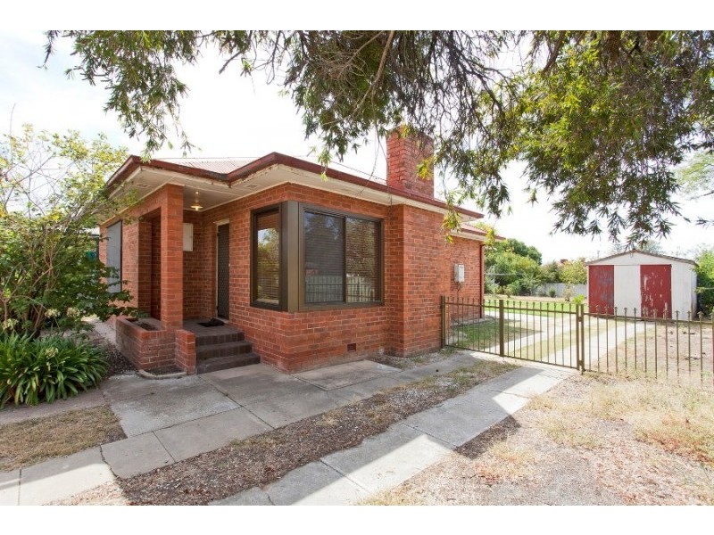 954 Sylvania Avenue, North Albury NSW 2640