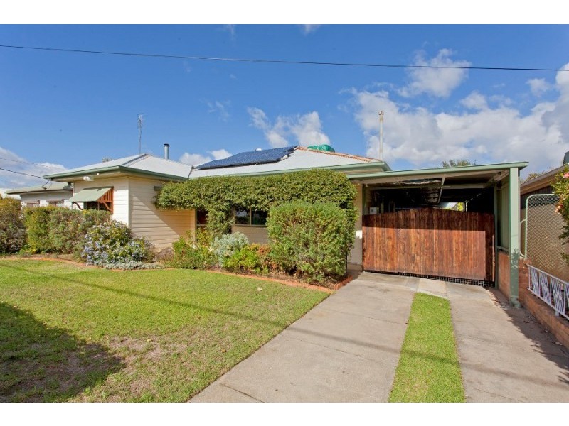 215 Andrews Street, East Albury NSW 2640