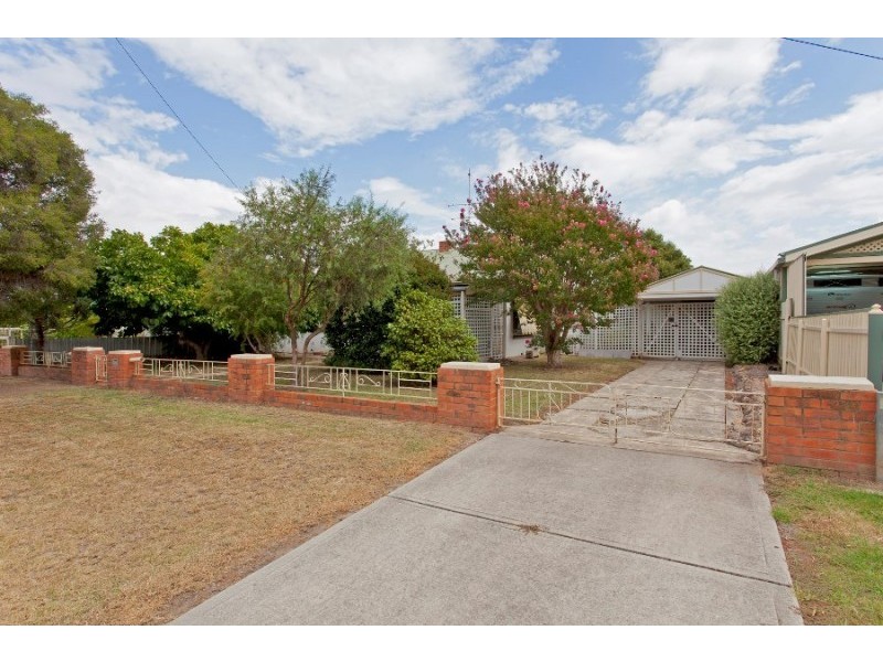 431 Bownds Street, Lavington NSW 2641