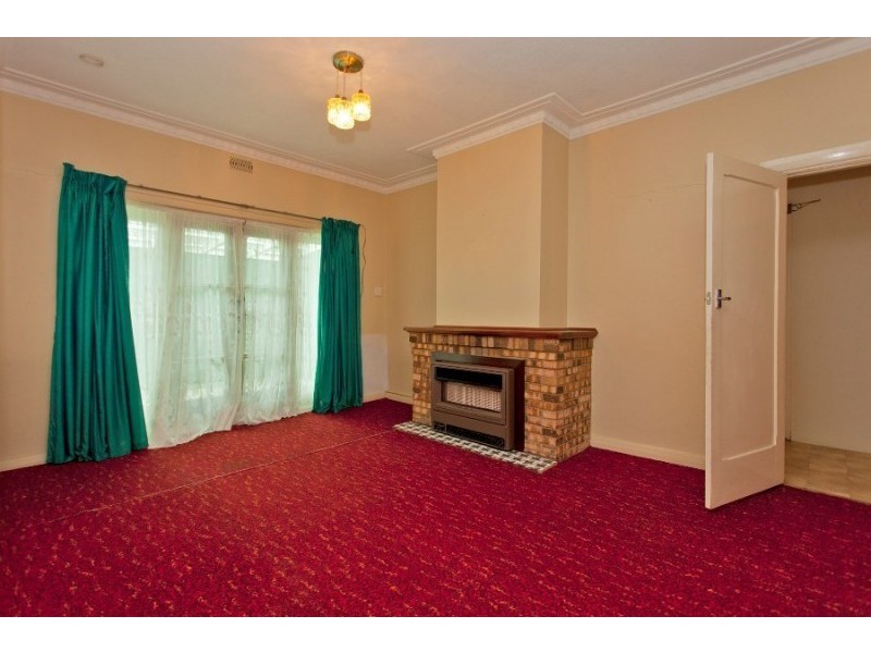 431 Bownds Street, Lavington NSW 2641