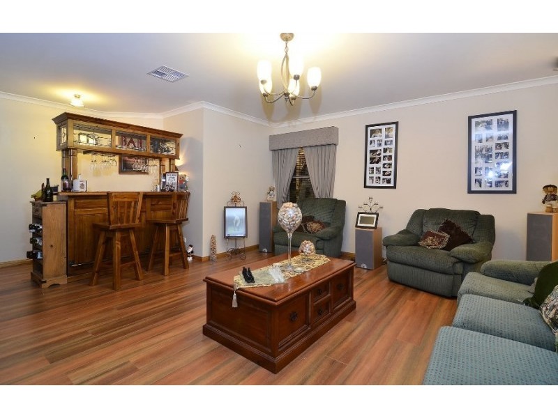 36 Whitton Drive, Thurgoona NSW 2640