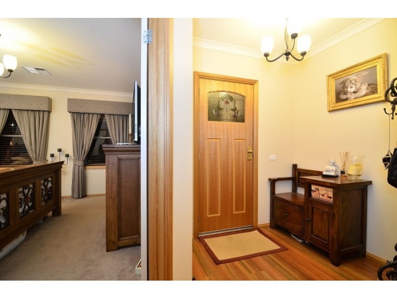 36 Whitton Drive, Thurgoona NSW 2640