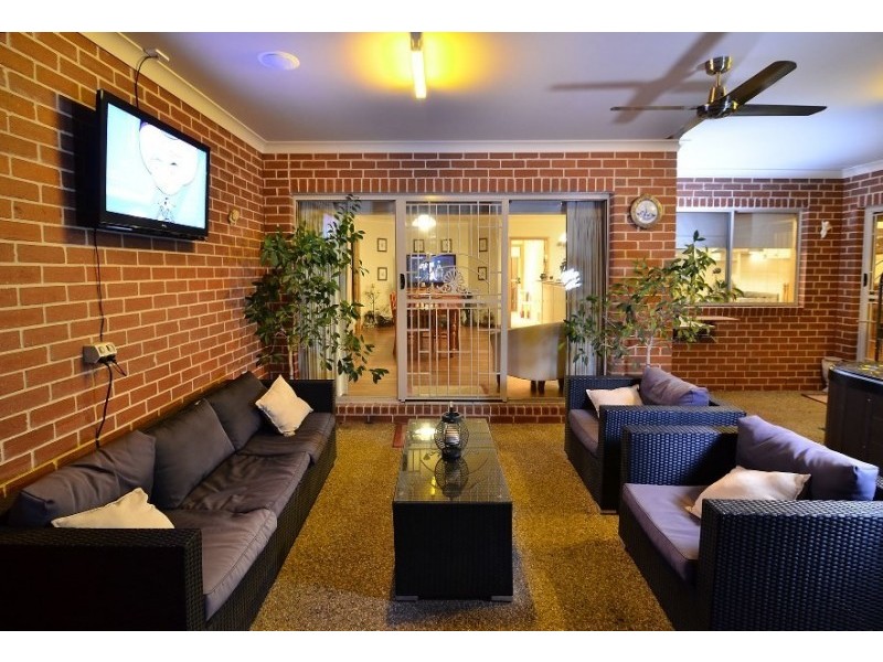 36 Whitton Drive, Thurgoona NSW 2640