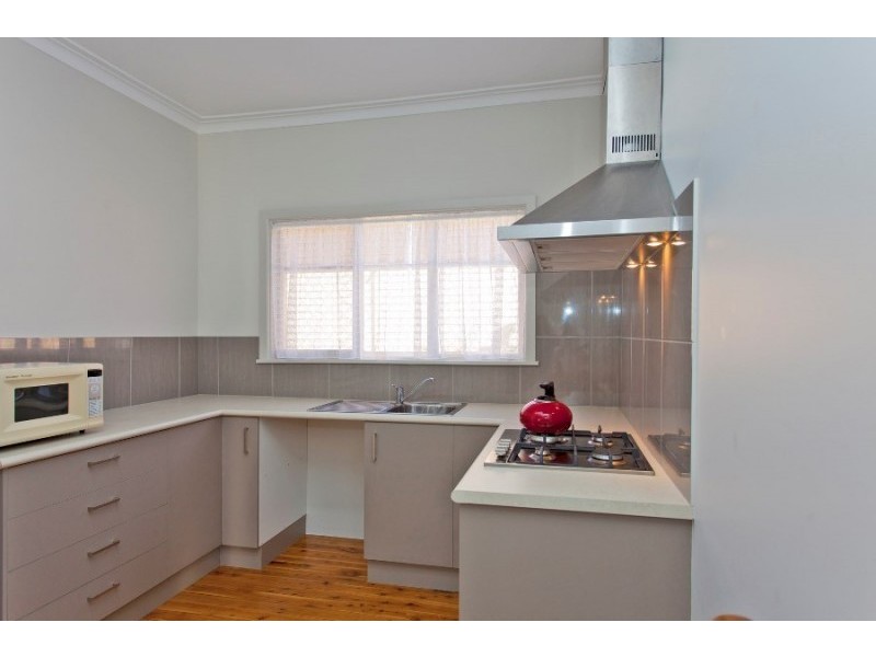 3/595 Kemp Street, Lavington NSW 2641