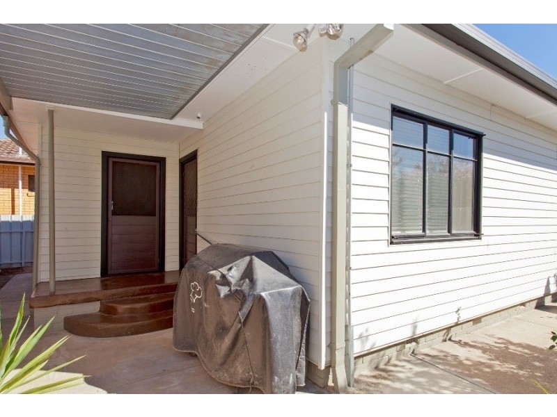 3/595 Kemp Street, Lavington NSW 2641
