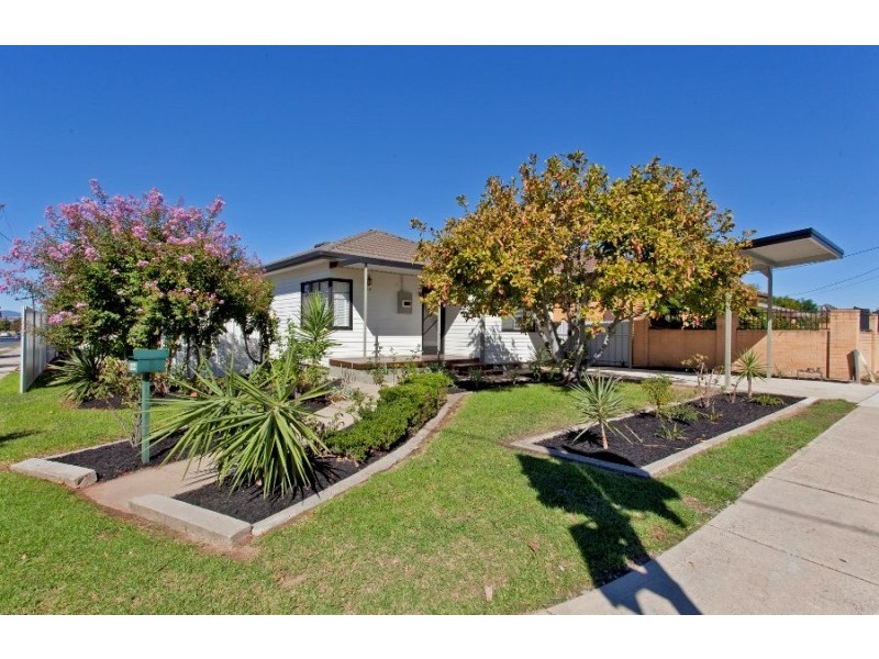 3/595 Kemp Street, Lavington NSW 2641
