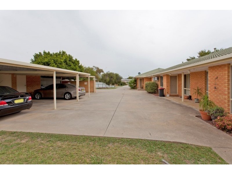 5/5 Amalfi Drive, Lavington NSW 2641